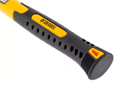 Киянка резиновая, 16 oz, черная резина, фибергласовая рукоятка// Denzel 7711185 купить в Надыме