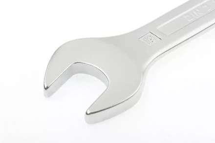 Ключ комбинированный 19 мм CrV холодный штамп GROSS 15138 купить в Надыме