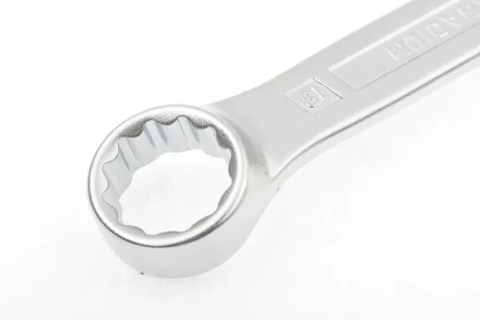 Ключ комбинированный 19 мм CrV холодный штамп GROSS 15138 купить в Надыме