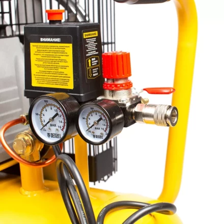 Компрессор воздушный BCI2300/50, ременный привод, 2.3 кВт, 50 литров, 400 л/мин Denzel 58113 купить в Надыме