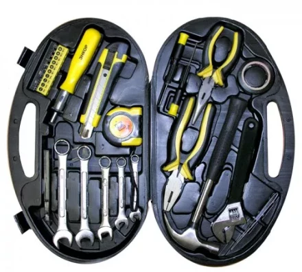 Набор инструмента 28 предметов пластиковый кейс 57052 купить в Надыме