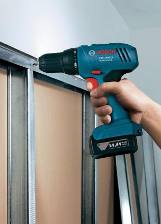 Аккумуляторная дрель-шуруповерт BOSCH GSR 1440-Li купить в Надыме