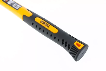 Киянка резиновая, 24 oz, черная резина, фибергласовая рукоятка// Denzel 7711193 купить в Надыме