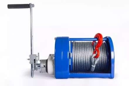 Лебедка ручная TOR ЛТ-2 (JHW) г/п 2,0 т длина троса 40 м 11321 купить в Надыме
