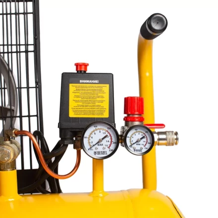 Компрессор воздушный BCI2300/100, ременный привод, 2.3 кВт, 100 литров, 400 л/мин Denzel 58114 купить в Надыме