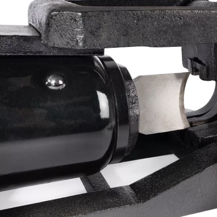 Тросорез гидравлический КВТ ТГС-48 для резки стальных тросов до 48 мм (89256) купить в Надыме