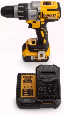 Аккумуляторная дрель шуруповерт DeWalt DCD 996 P2 купить в Надыме