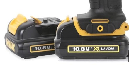 Аккумуляторная дрель DeWalt DCD 710 C2 купить в Надыме