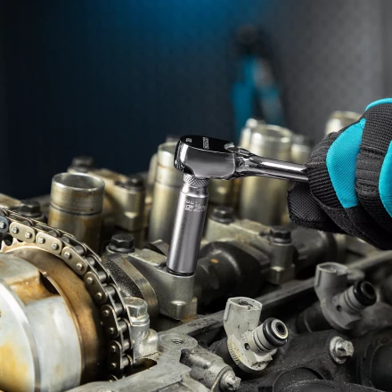 Ключ-трещотка 1/4" Gross 14050, CrV, 120 зубьев, цельнометаллический, хром купить в Надыме