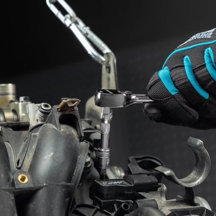 Ключ-трещотка 1/4" Gross 14050, CrV, 120 зубьев, цельнометаллический, хром купить в Надыме