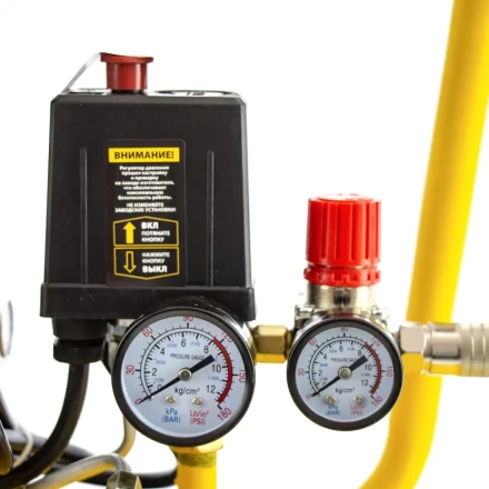 Компрессор воздушный, прямой привод DC1500/50, 1.5 кВт, 50 литров, 220 л/мин Denzel 58161 купить в Надыме