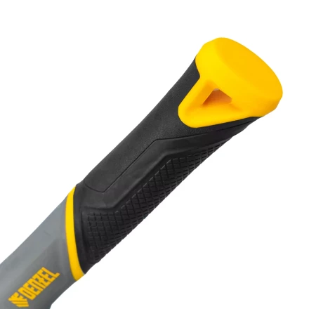 Кувалда с клиновидным бойком 1,35 кг Denzel 11015, фибергласовая рукоятка c TPR купить в Надыме