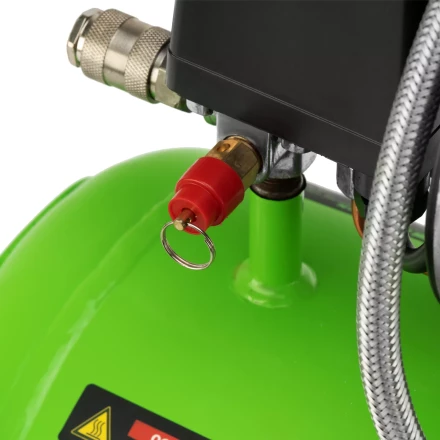 Компрессор безмаслянный малошумный Сибртех МБ 1100/24,1100 Вт, 24 л, 170 л/мин 58006 купить в Надыме