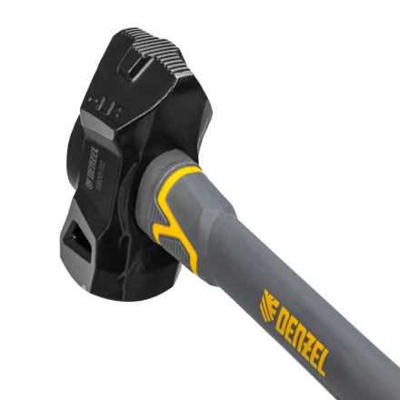 Кувалда с клиновидным бойком 1,8 кг Denzel 11016, фибергласовая рукоятка c TPR купить в Надыме