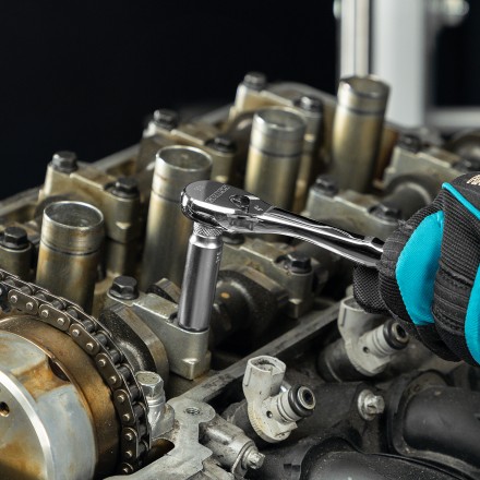 Ключ-трещотка 1/4&quot; Gross 14053, CrV, 90 зубьев, усиленный, хром купить в Надыме