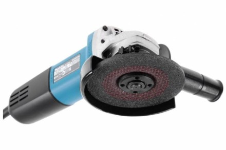 Угловая шлифмашина Makita 9558HNRK купить в Надыме