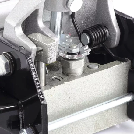 Домкрат гидравлический подкатной 3.5 т h подъема 145–490 мм с педалью MATRIX MASTER 51045 купить в Надыме