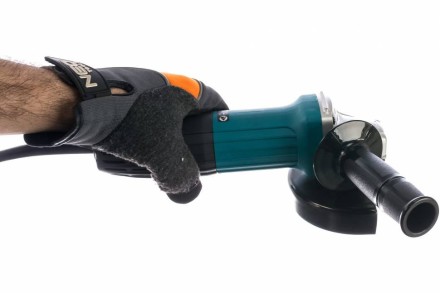 Угловая шлифмашина Makita GA5030RX9, 720 Вт, 125 мм, 11000 об/мин купить в Надыме