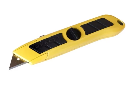 Нож со сменным лезвием трапеция металлический корпус Энкор 9676 9676 купить в Надыме