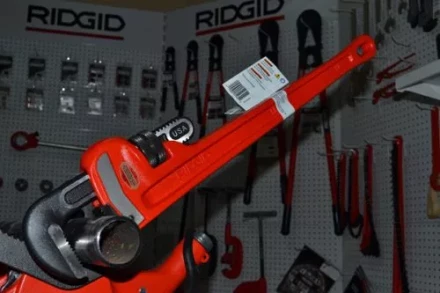 Прямой трубный ключ для тяжелых работ 24  31030 купить в Надыме