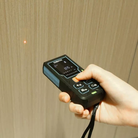 Дальномер лазерный DEKO GLE-40, 065-0240 купить в Надыме