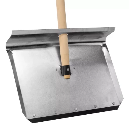 Лопата для уборки снега тротуарная Сибртех 61658, алюминиевая,500х400х1420мм, деревянный черенок, Россия купить в Надыме