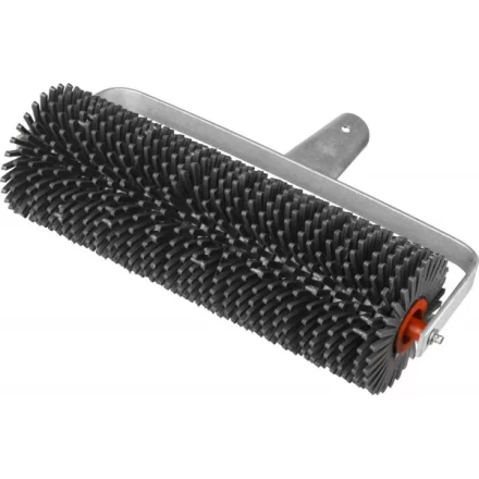 Валик игольчатый ЗУБР "МАСТЕР" по бетону на металлической рамке, под удлинитель, пластмассовые иглы 27мм, 105х300мм 03954-30 купить в Надыме