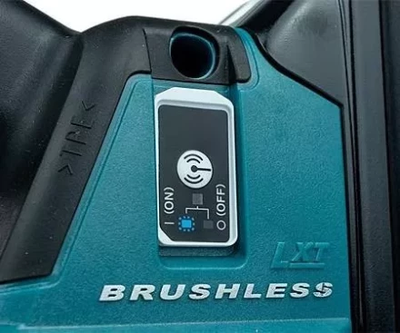 Аккумуляторный рубанок Makita DKP181ZU (без АКБ и ЗУ) купить в Надыме