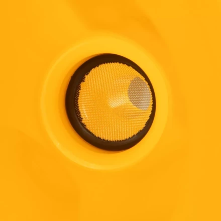 Воронка пластиковая 135 мм с металлическим ситом, гибким наконечником и непроливайкой Denzel 537210 купить в Надыме