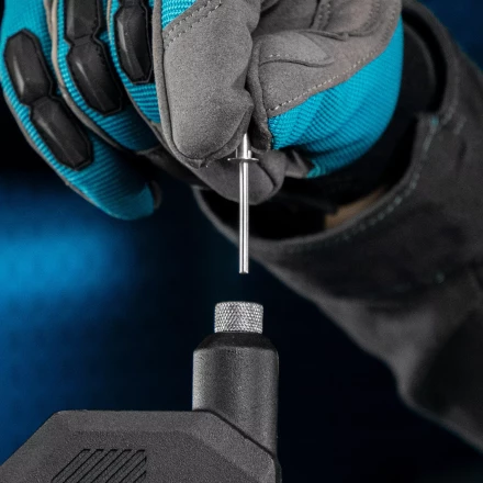 Заклепочник ручной Gross 40418, 290 мм, поворотный, 0-360, заклепки 2,4-3,2-4,0-4,8 мм купить в Надыме