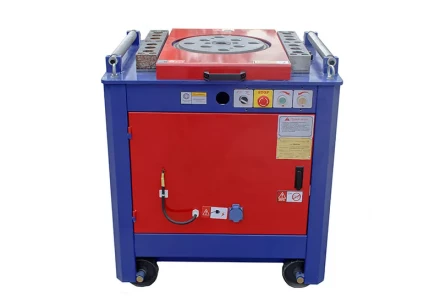 Гибщик арматуры GW42SA с доводчиком 3кВт 380В диаметр  арматуры 42 мм  810х740х880мм  368 кг VEKTOR купить в Надыме