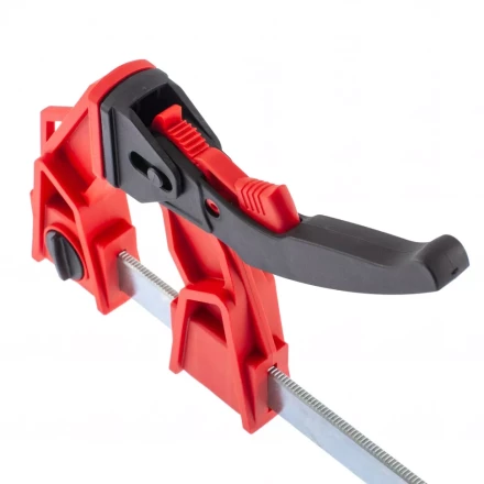 Струбцина реечная быстрозажимная усиленная пластиковый корпус рычажно-храповой механизм 150 х 100 х 306 мм штанга 5 х 22 мм Matrix 20725 купить в Надыме