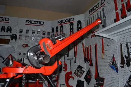 Прямой трубный ключ для тяжелых работ 36  31035 купить в Надыме