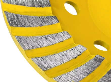 Чашка STAYER &quot;PROFESSIONAL&quot; алмазная сегментированная, высота 22,2мм, 180мм 33380-180 купить в Надыме