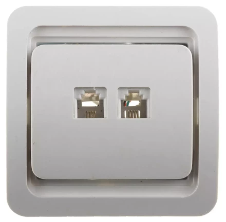 Розетка СВЕТОЗАР "ГАММА" телефонная двойная, цвет белый SV-54118-W купить в Надыме