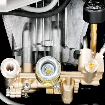 Минимойка-мойка высокого давления KARCHER HD 7/18-4 M  ПРОФЕССИОНАЛЬНАЯ купить в Надыме