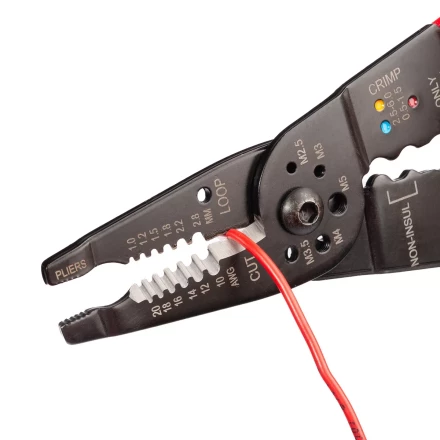 Многофункциональный стриппер КВТ WS-01F для снятия изоляции с проводов 0.5–4.0 мм (101541) купить в Надыме