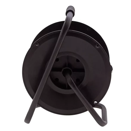 Удлинитель силовой 30 м Сибртех 95863, 16А, тип УХ10, ПВС, на кабельной катушке, 4 розетки без заземления купить в Надыме