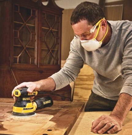 Шлифмашина ЭШМ DeWalt DWE6423 купить в Надыме