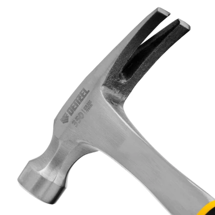 Молоток-гвоздодер 350 г Denzel, цельнометаллический, двухкомпонентная рукоятка 10422 купить в Надыме