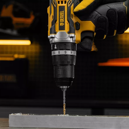 Сверло спиральное по металлу Denzel 4 x 75 мм, Р6М5, Golden Tip, 718229 купить в Надыме