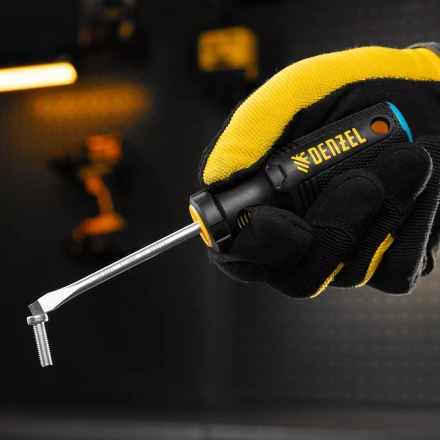 Отвертка, SL5x75 мм, S2, 3к рукоятка Denzel 121947 купить в Надыме