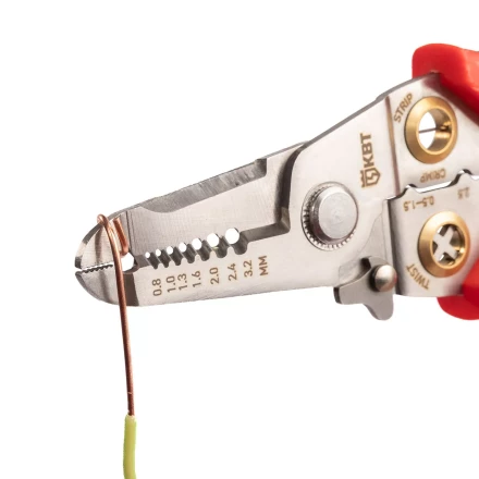 Многофункциональный стриппер КВТ WSS-02 для снятия изоляции с проводов 0.5–6.0 мм (102399) купить в Надыме