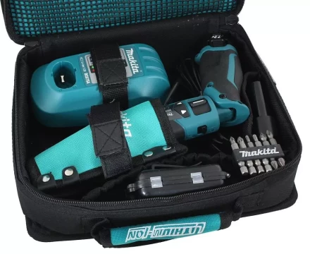 Аккумуляторная ударная отвертка Makita TD021DSE купить в Надыме