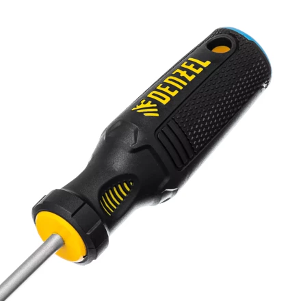 Отвертка, SL5x150 мм, S2, 3к рукоятка Denzel 121977 купить в Надыме