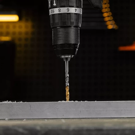 Сверло спиральное по металлу Denzel 5 x 86 мм, Р6М5, Golden Tip, 718233 купить в Надыме