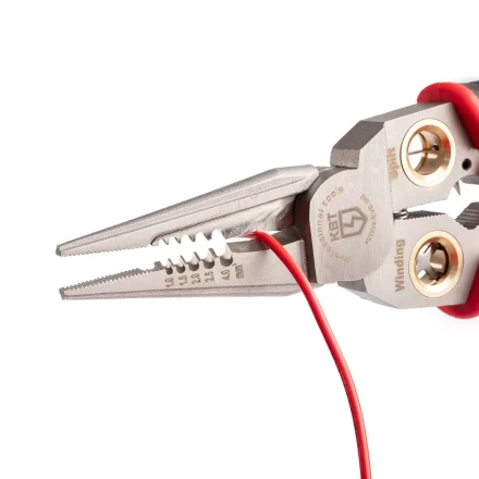 Мультитул-длинногубцы КВТ MT-03 (6 в 1) с функцией снятия изоляции и резки (102401) купить в Надыме