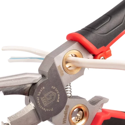 Мультитул-длинногубцы КВТ MT-03 (6 в 1) с функцией снятия изоляции и резки (102401) купить в Надыме