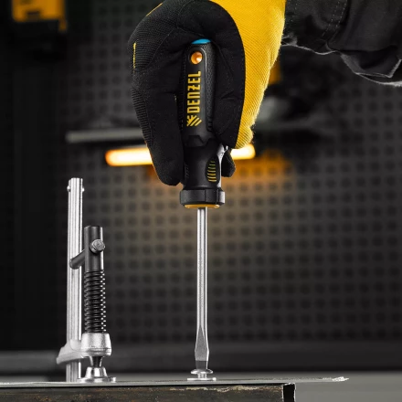 Отвертка, SL6x100 мм, S2, 3к рукоятка Denzel 121987 купить в Надыме