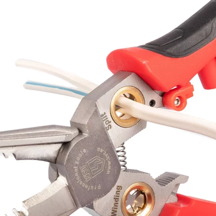 Мультитул-длинногубцы КВТ MT-03т (7 в 1) с функцией снятия изоляции, резки и детектором напряжения (102402) купить в Надыме